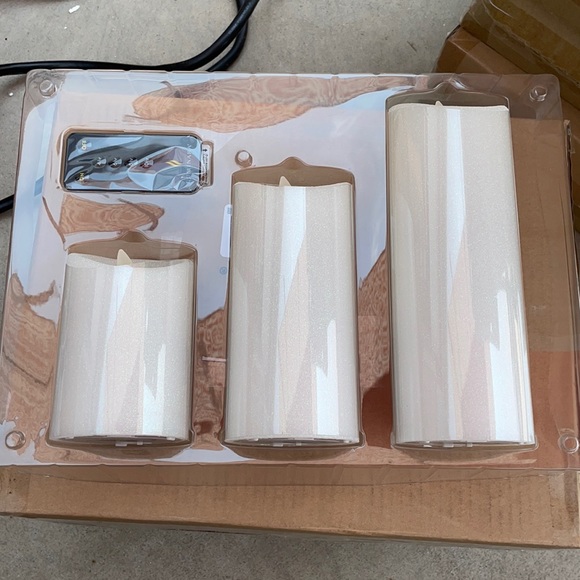 Luminara 3 Piece Real Flame Effect Candles - Picture 2 of 9